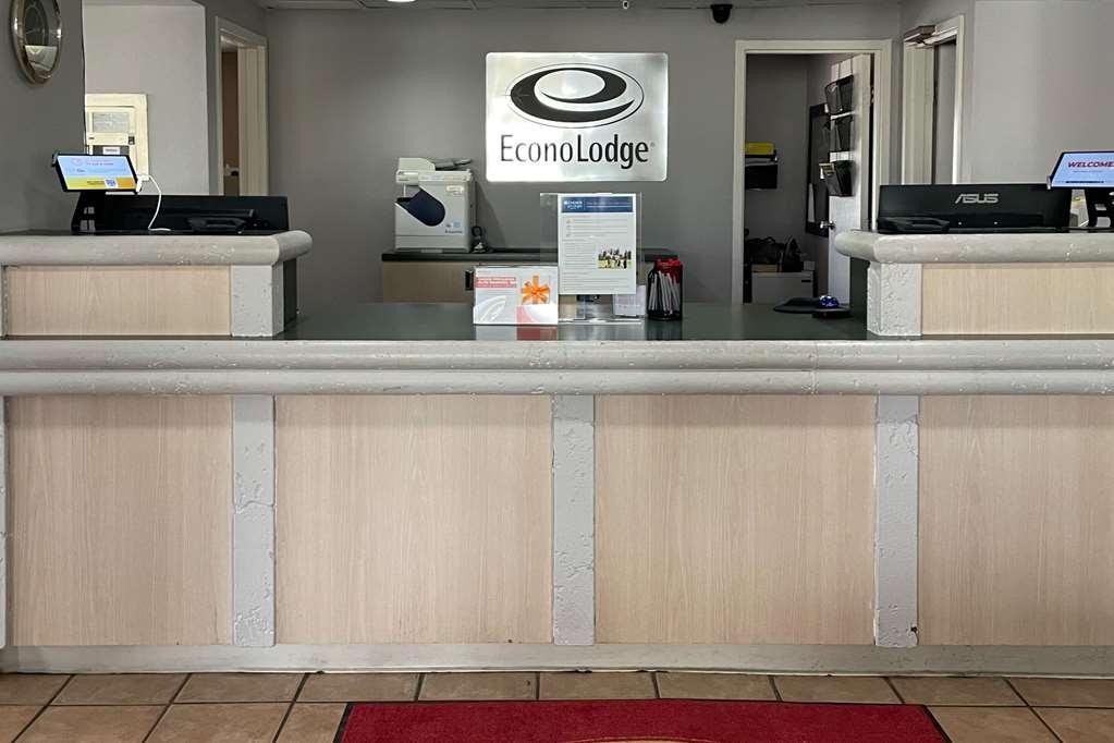 Econo Lodge Georgetown Interior photo